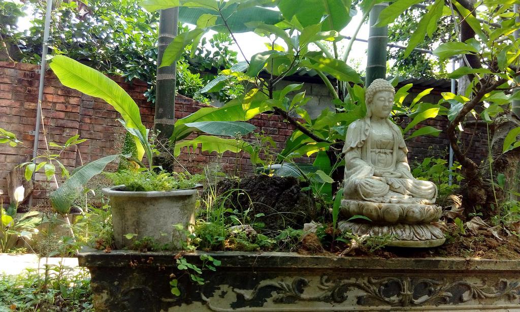 Tam Tinh Vien Homestay Hue Exterior foto