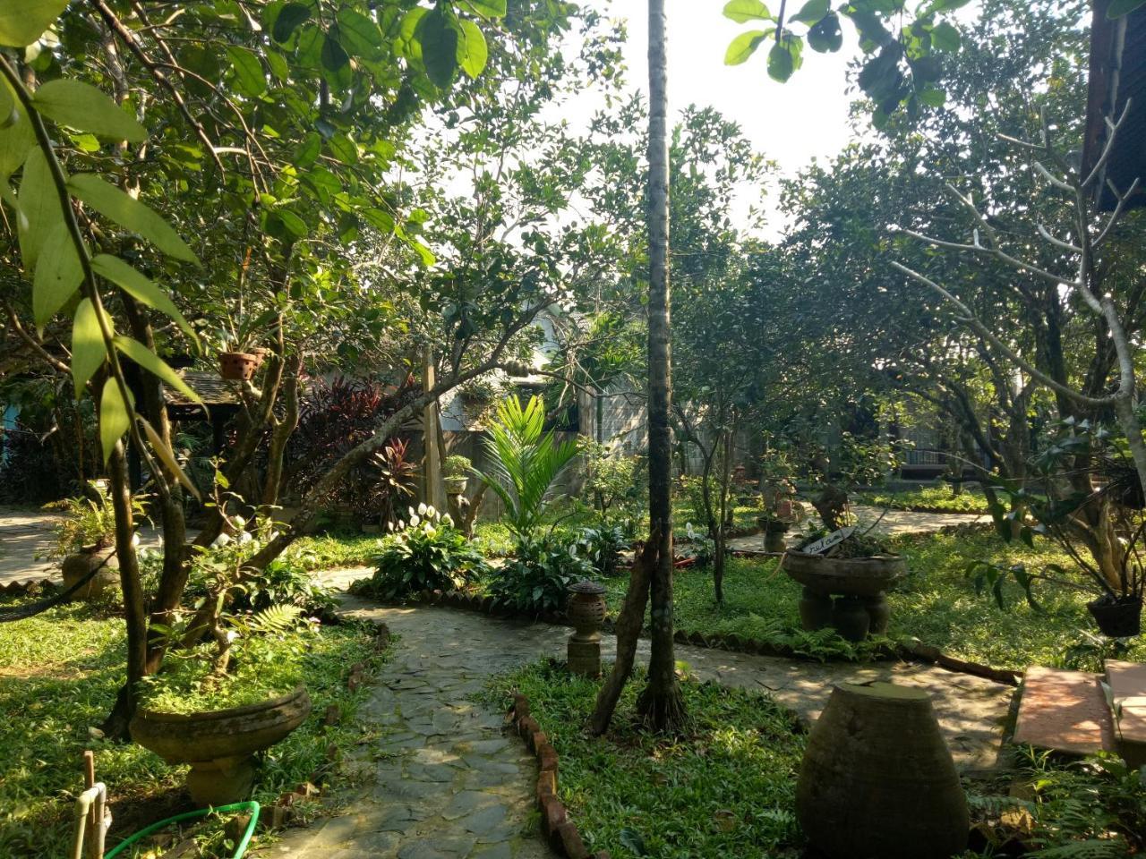 Tam Tinh Vien Homestay Hue Exterior foto